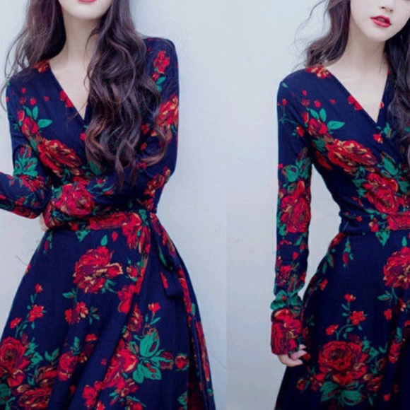 NWOT Fall/ Winter Holidays Maxi Dress, warm and beautiful! - Picture 6 of 8